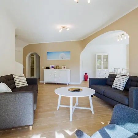 Renoviertes Reihenhaus Mit Pool Und Meerzugang Prázdninový dům Porches (Algarve)