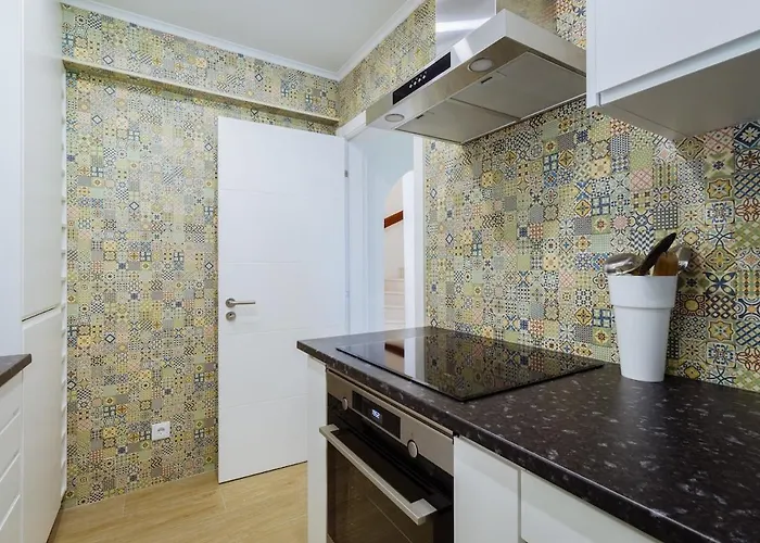 Renoviertes Reihenhaus Mit Pool Und Meerzugang