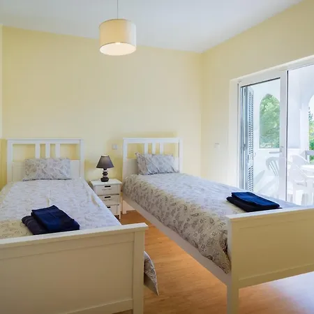 Σπίτι διακοπών Renoviertes Reihenhaus Mit Pool Und Meerzugang *